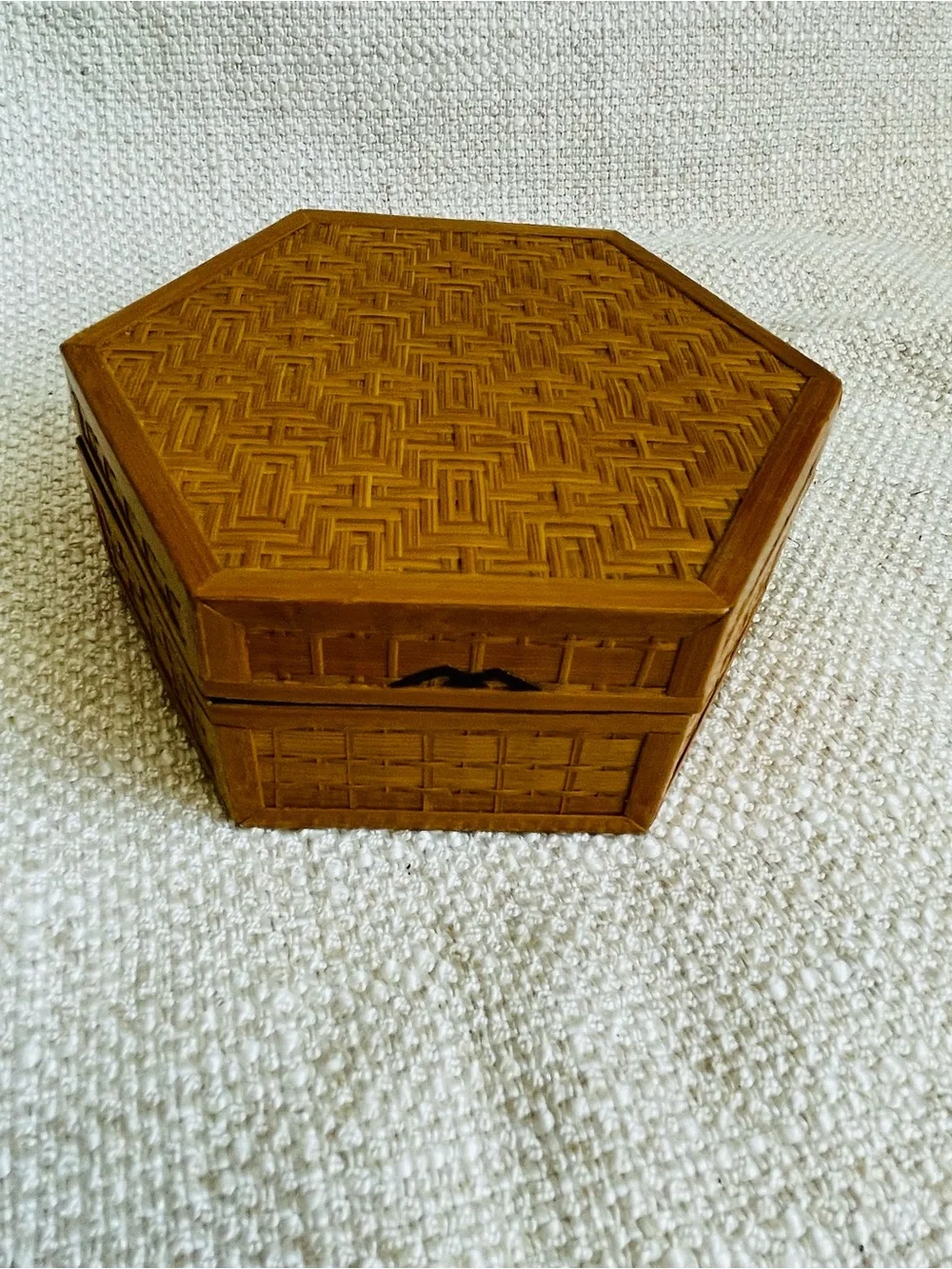 Vintage Hexagonal Woven Decorative Jewelry Keepsake Trinket Box Japan